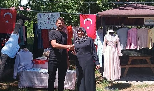 Sandıklı'da dikiş nakış kursu sergisi yoğun ilgi gördü