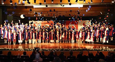 SANKO Üniversitesi Tıp Fakültesinde mezuniyet coşkusu