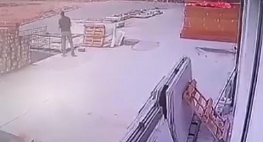 Şanlıurfa'da milyonlarca liralık zarara yol açan yangının görüntüleri ortaya çıktı