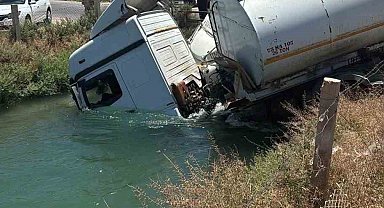 Şanlıurfa'da tanker ve kamyon sulama kanalına düştü: 2 yaralı