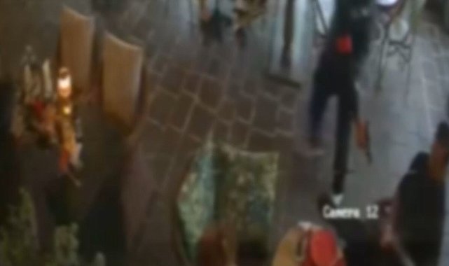 Sarıyer'de AVM'de silahlı saldırı: 1 yaralı, 16 yaşındaki şüpheli tutuklandı