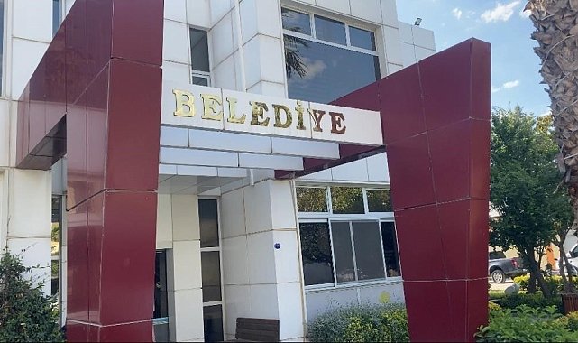 Seferihisar Belediyesine 'rüşvet' operasyonunda Başkan Yardımcısı Pehlivan dahil 5 tutuklama