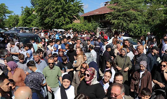 Sınava gireceği merkezi karıştıran öğrenci son anda sınava yetiştirildi