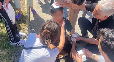 Takdir belgesi sevinci hastanede bitti: Yolun karşısına geçerken otomobil çarptı