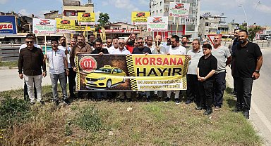 Taksiciler konvoyla korsan taşımacılığa tepki gösterdi