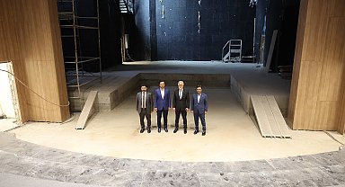 Tamer Karadağlı'dan Bağcılar'da açılacak tiyatro binası için "Süper" yorumu