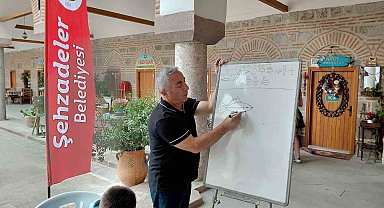 Tarihi Kurşunlu Han'da sanatın izinde yeni yetenekler yetişiyor