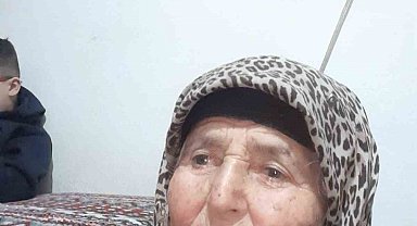 Tarlada uyuyan kadın iş makinesinin altında can verdi