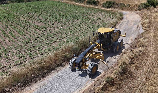 Tarsus Belediyesinden hasat öncesi kırsal yollara bakım
