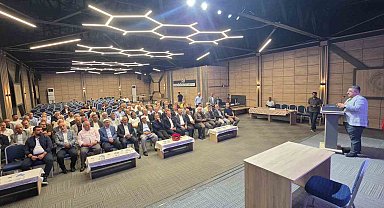 Tatvan'da toplumsal sorunlarla ilgili istişare toplantısı düzenledi