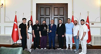 Tekirdağlı halk oyunları ekibi Türkiye şampiyonu oldu
