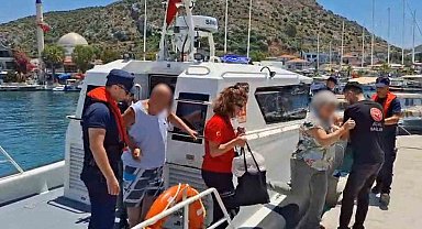 Tekne gezisinde rahatsızlanan vatandaşa tıbbi tahliye