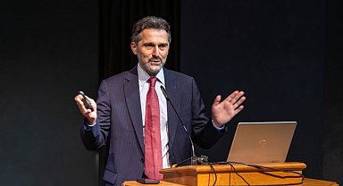 THY Yönetim Kurulu Başkanı Prof. Dr. Şeker: "2050 karbon nötr hedefimiz doğrultusunda küresel havacılığa yön veriyoruz"