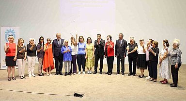 Tunceli'de anlamlı mezuniyet buluşması