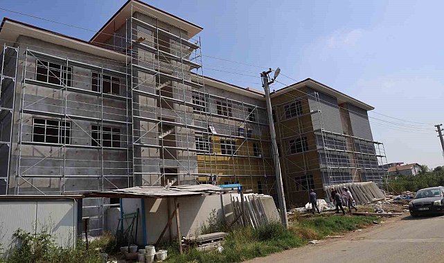 Turgut Özal Anadolu Lisesi inşaatında inceleme