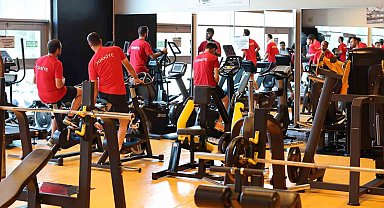 Türkiye'nin engelleri aşan milli gururu, Spor A.Ş. Tesisleri'nde kamp yaptı