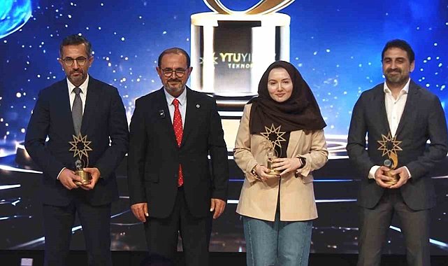 Türkiye'nin teknoloji yıldızları belli oldu: 37 şirket ödüllendirildi