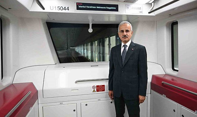 Ulaştırma ve Altyapı Bakanı Uraloğlu: "120 kilometre hıza ulaşan bir raylı metro hattından bahsediyoruz"