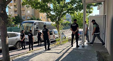 Uyuşturucu operasyonundan gözaltına alınan ünlüler adliyeye sevk edildi