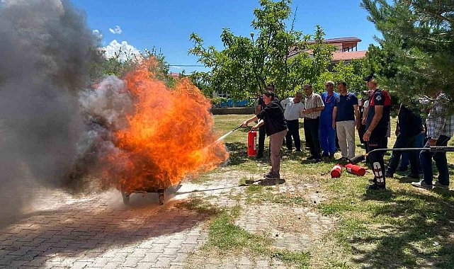 Üzümlü Devlet Hastanesi personeline uygulamalı yangın eğitimi