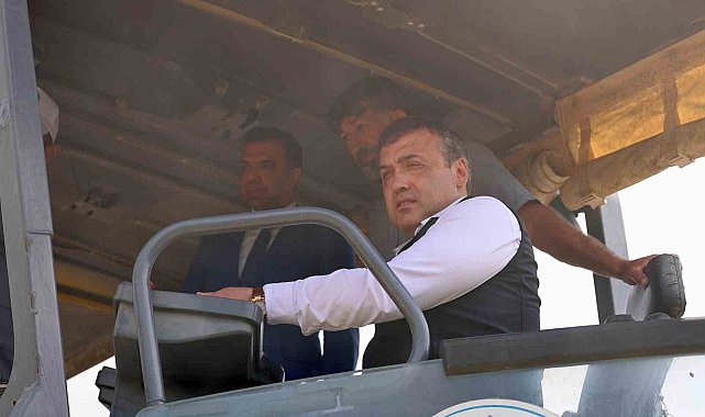 Vali Sözer araç başına geçti, köy yolarında BSK döktü
