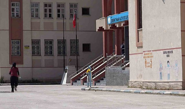 Van'da 18 bin 468 öğrenci LGS'ye girdi