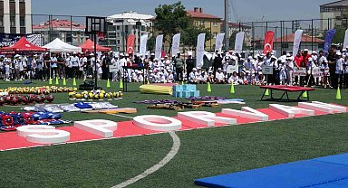 Van'da GSB Spor Okulları ve Engelsiz Spor Okulları kapılarını açtı