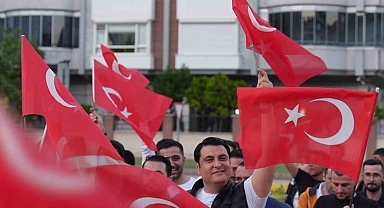 Yılmaz'dan Türkiye-Avustralya maçına davet