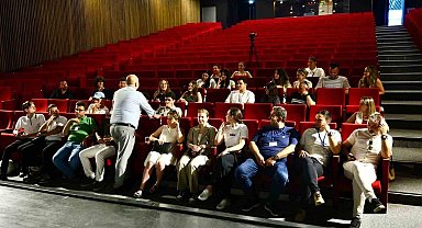 YKS adaylarına sınav öncesi moral semineri