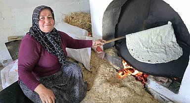 Yozgat'ın vazgeçilmez lezzeti yufka ekmek mesaisi başladı