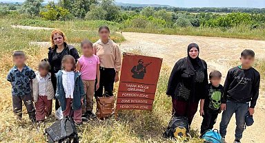 Yurt dışına kaçmak isteyen 32 düzensiz göçmen sınır hattında yakalandı