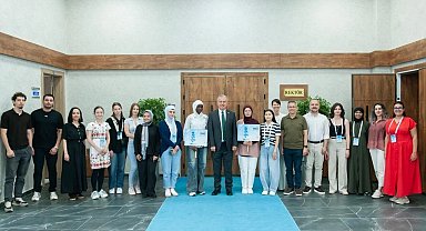 13 ülkeden gelen öğrenciler EBYÜ'de Türkçe öğreniyor