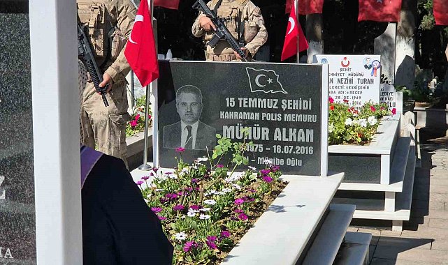15 Temmuz şehidi Münür Alkan kabri başında anıldı