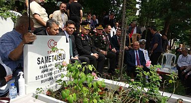 15 Temmuz şehitlerinden Samet Uslu, şehadetinin 10. yılında kabri başında dualarla anıldı