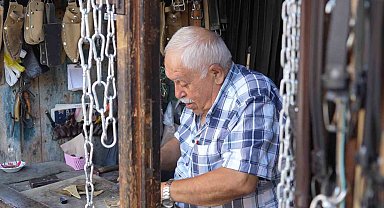 2 metrekarelik dükkanında üretiyor, 81 ile gönderiyor
