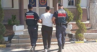 'Dolandırıcılık' suçundan aranan hükümlü jandarmadan kaçamadı