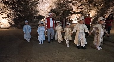 530 yıllık gelenek yerin 150 metre altında yaşatıldı