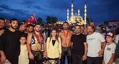 665. Tarihi Kırkpınar Yağlı Güreşleri Başpehlivanı Erkan Taş: "Çocukluk hayalimizdi"