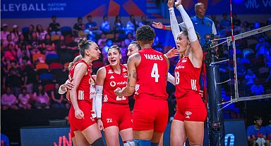 A Milli Kadın Voleybol Takımı, Milletler Ligi'nde şampiyon oldu