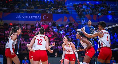 A Milli Kadın Voleybol Takımı, Milletler Ligi'nde yarı finale yükseldi
