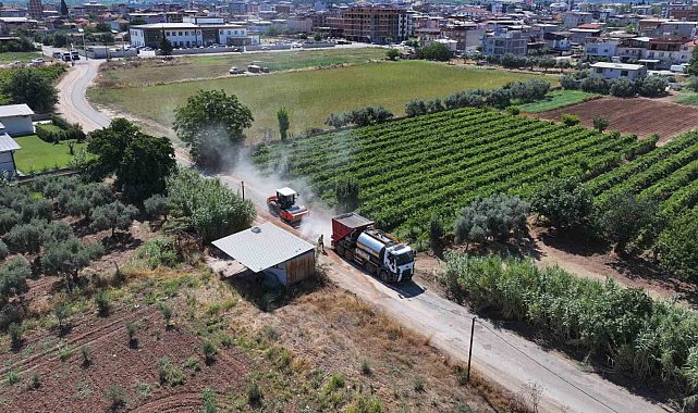 Ahmetli'de 8 kilometrelik yol hamlesi