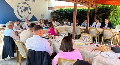 AK Parti Grup Başkanvekili Usta: "Talepler doğru bir şekilde değerlendirecek, iyi bir yasa teklifi kısa sürede gelecek diye düşünüyorum"
