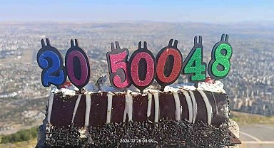 Aksoyak'tan 500. zirve tırmanışında üçlü kutlama