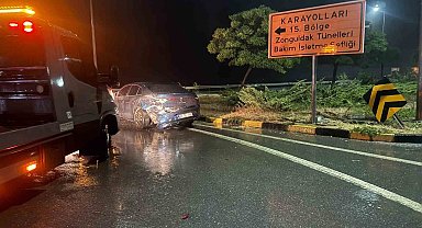 Alaplı Akçakoca yolunda kaza;5 yaralı