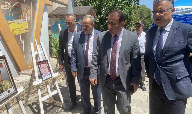 Alaşehir'de şehitler için 2 bin kişilik vefa sofrası