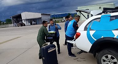 Ambulans uçakla Samsun'dan Ankara'ya 1 karaciğer ve 2 böbrek grefti ulaştırıldı