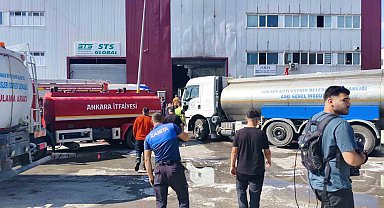 Ankara'da kimyasal ürün fabrikasında yangın: Alevler yan fabrikaya sıçradı