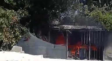 Antakya'da tandırcı alevlere teslim oldu