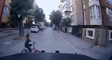 Ara sokaktan biranda çıkan çocuğa çarpmak üzereyken son anda durdu