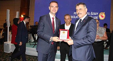 Aras Elektrik'e teşekkür plaketi